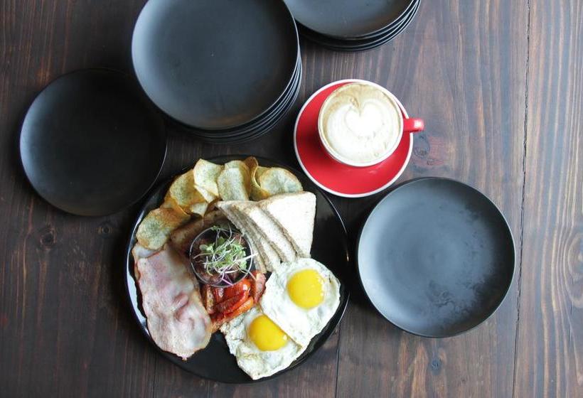 Hotel 26° South Bush Boho 18