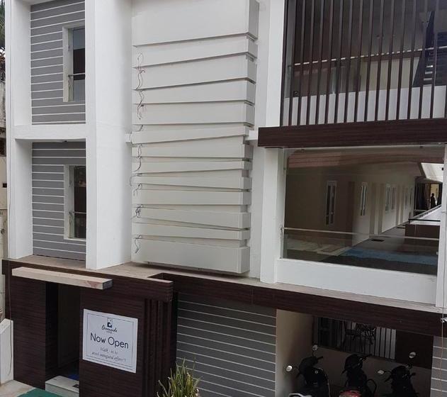 Hotel Oceanside Mahabalipuram Tamil Nadu