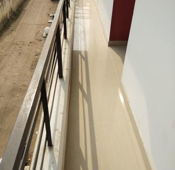 Hotel Happy Journey 14