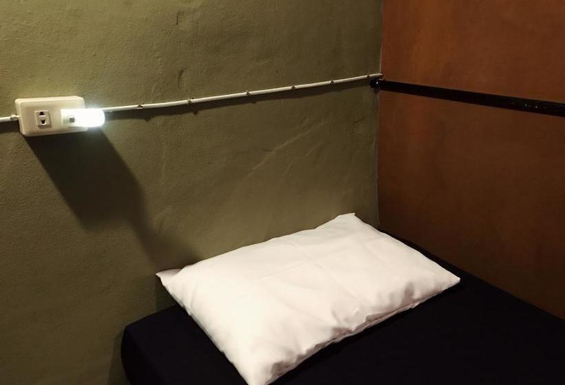 Hostelbed @ Phitsanulok 7