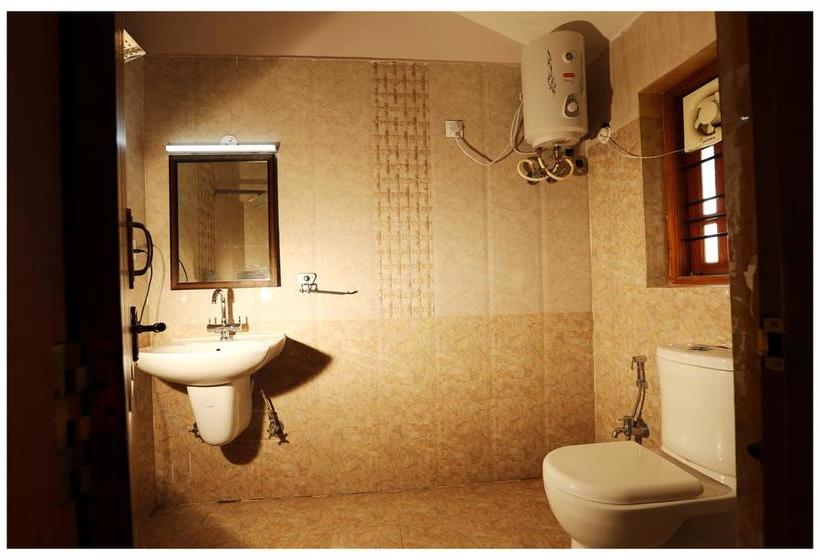 Hotel Green Moon Residency 12