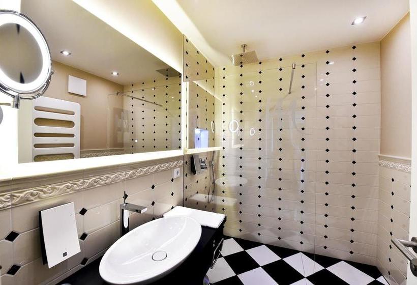 Hotel Moments Boutique 13