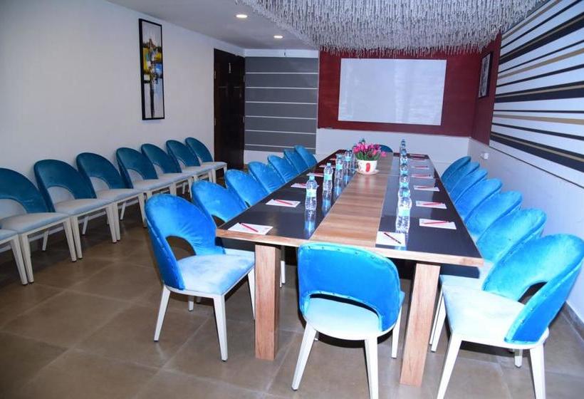 Hotel Rest Inn Skr 11