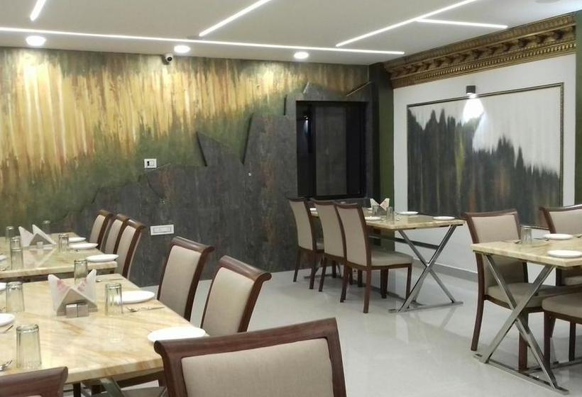 Hotel Oyo 11364 Eleven Heights 16