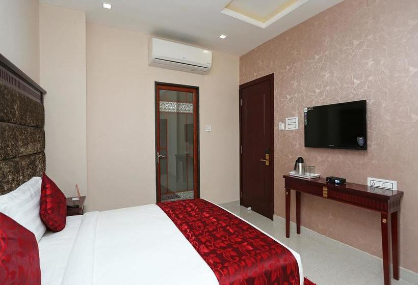 Hotel Oyo 11364 Eleven Heights 2