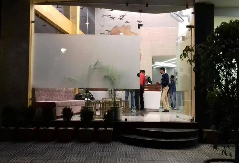 Hotel Oyo 11364 Eleven Heights 5