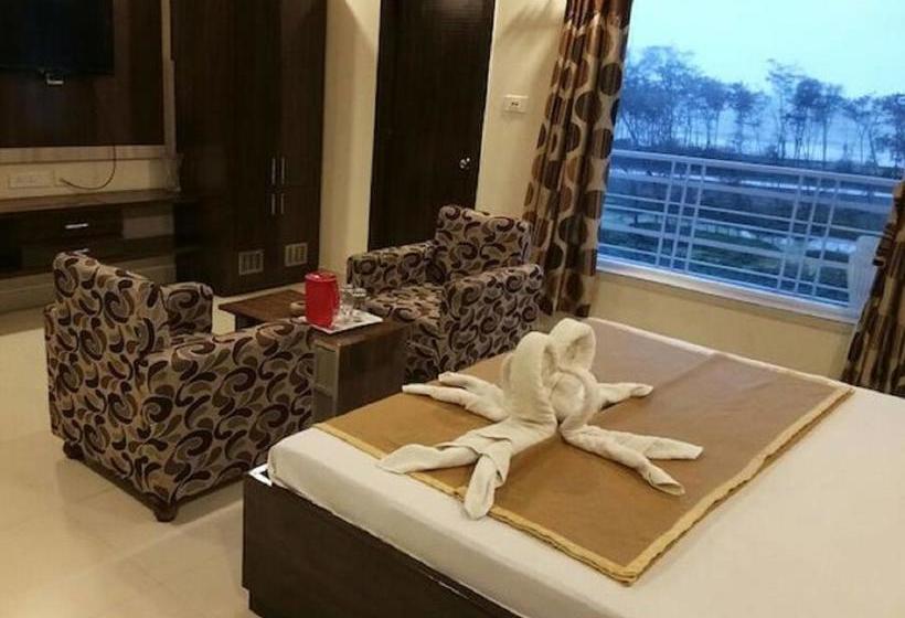 Hotel Jairam Hi Tide 20