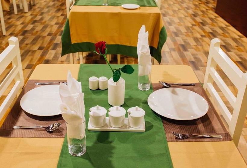 Hotel Iceberg Hill Resort 18