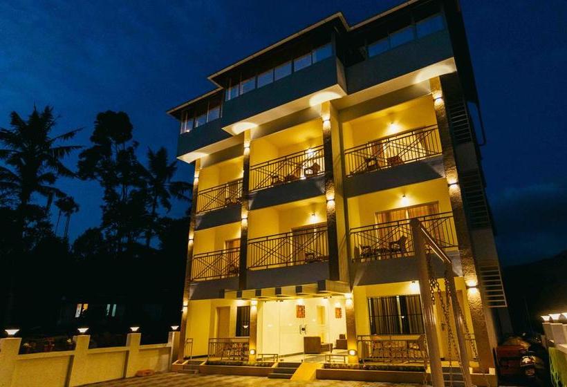 Hotel Iceberg Hill Resort 2