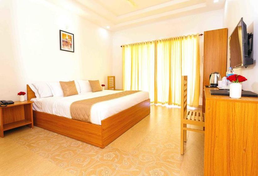 Hotel Iceberg Hill Resort 6