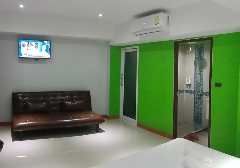 Hotel Blue Orchids 11