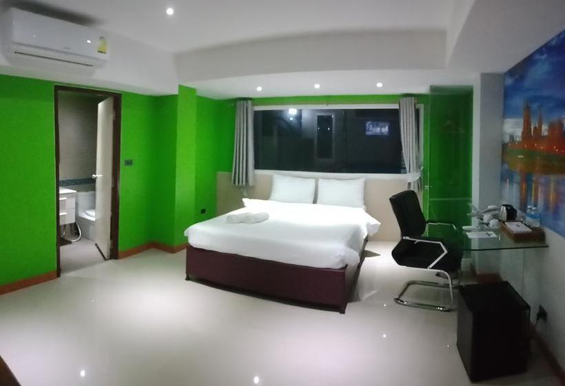 Hotel Blue Orchids 12