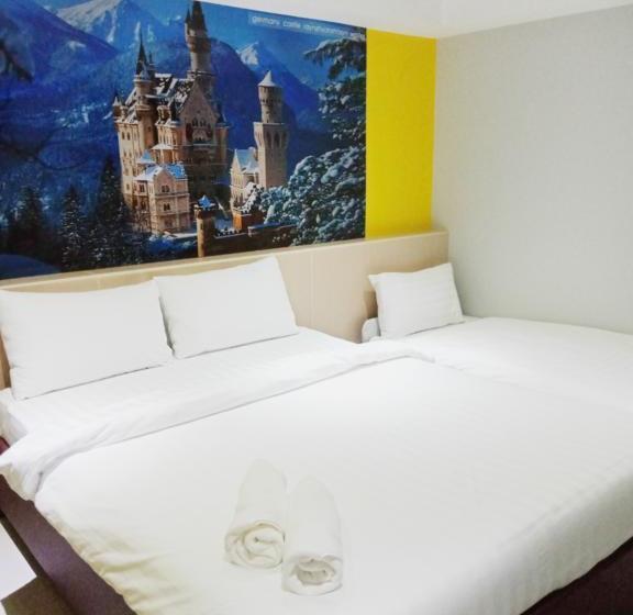 Hotel Blue Orchids 15