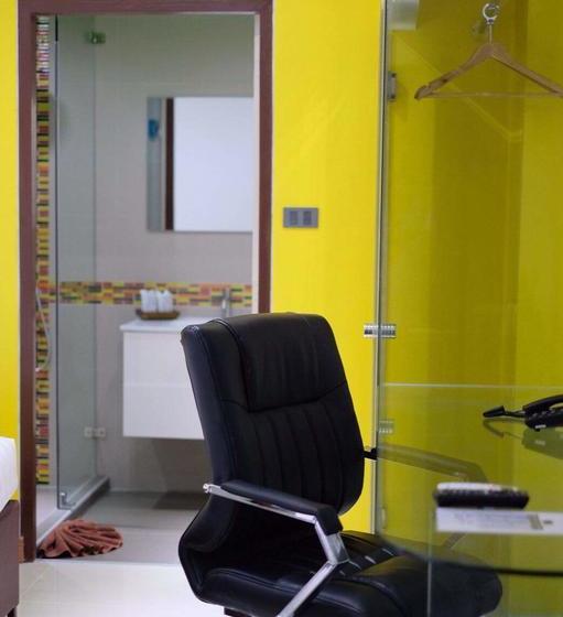 Hotel Blue Orchids 20