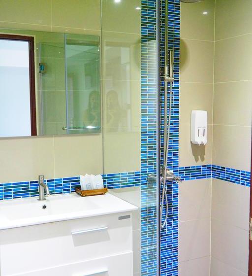 Hotel Blue Orchids 3