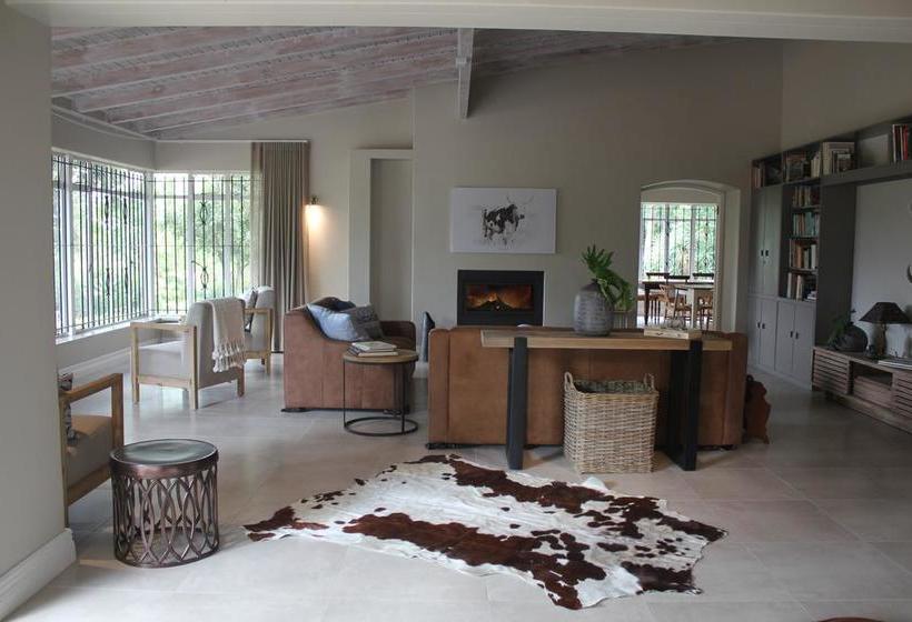 Hôtel Amberhall Guesthouse 2