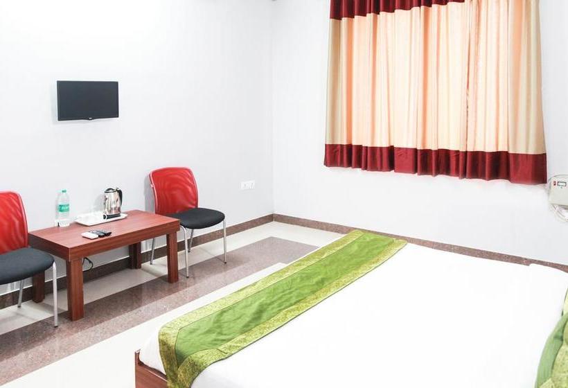 Hotel Treebo Annaya Royals 14