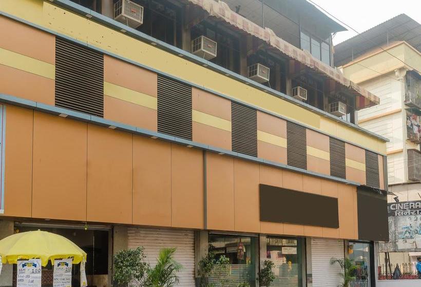 Oyo 11672 Hotel Shubham