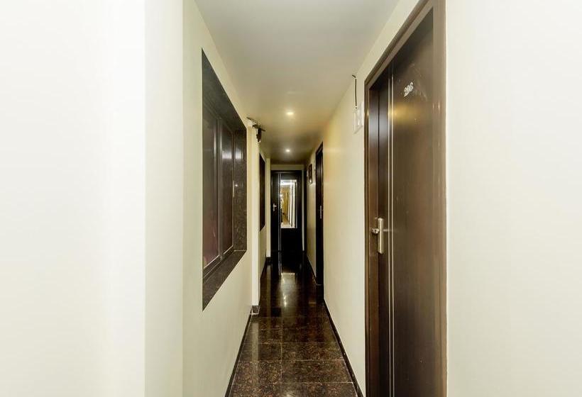 Oyo 11672 Hotel Shubham 7