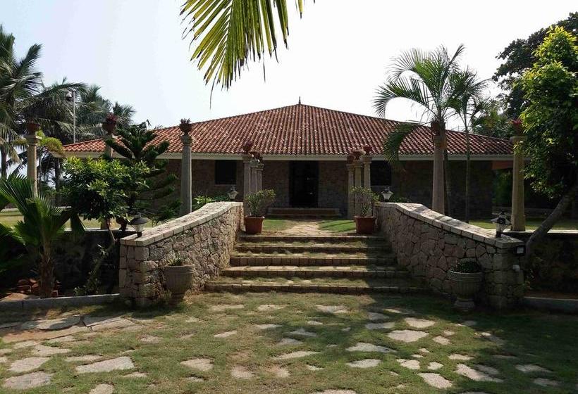 Resort Beach House 2