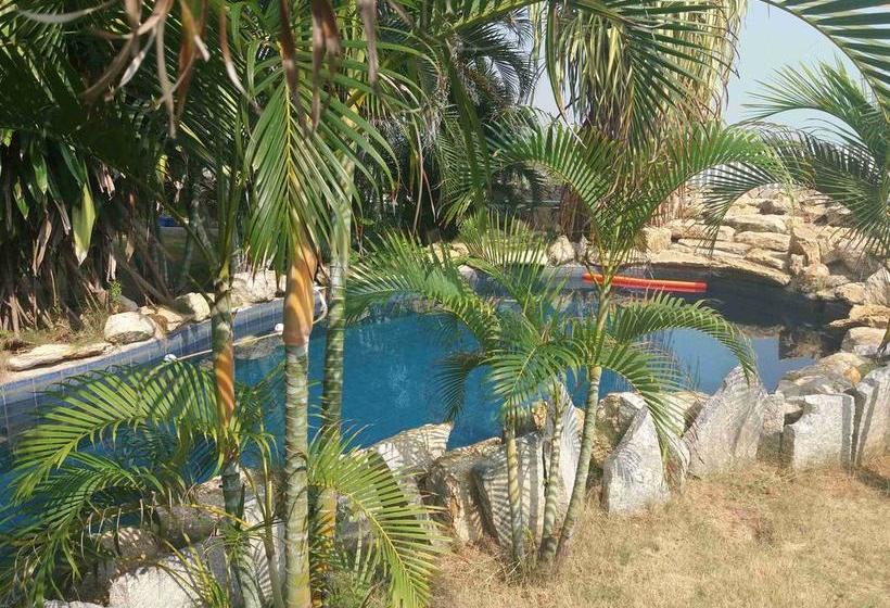 Resort Beach House 9