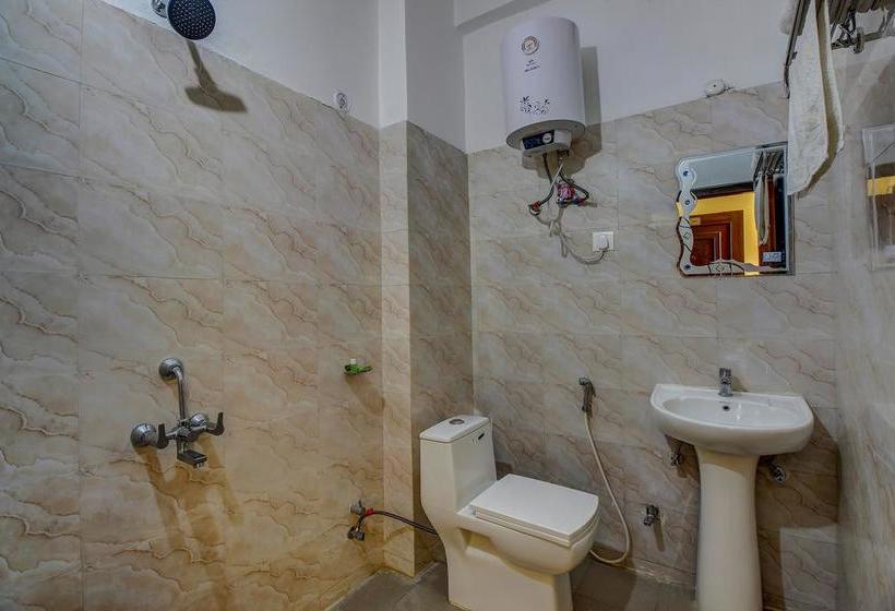 Hotel Himalayan View 16