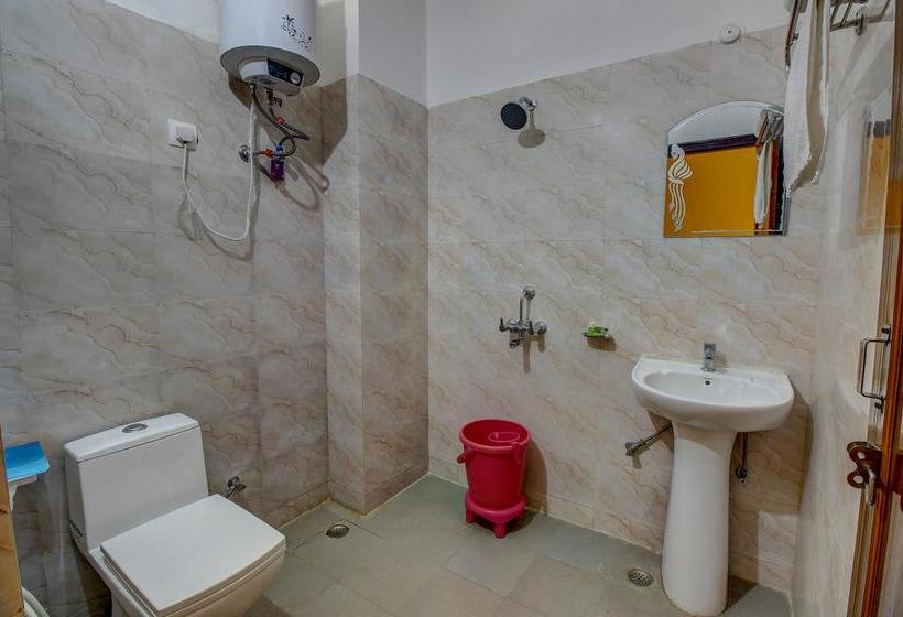 Hotel Himalayan View 8