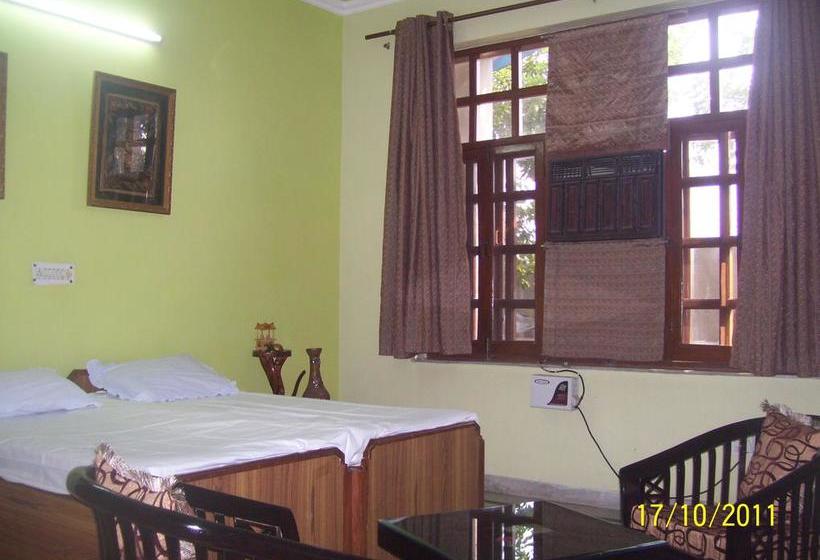 Bed and Breakfast Destiny House Haryana