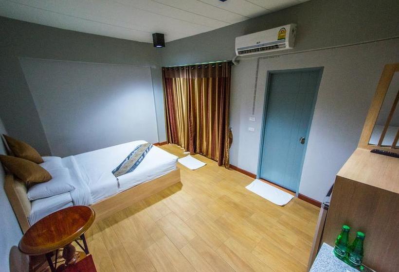 Hotel Na Siri Lake View 5