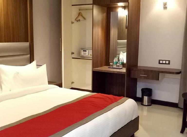 Hotel Amrapali Residency 10