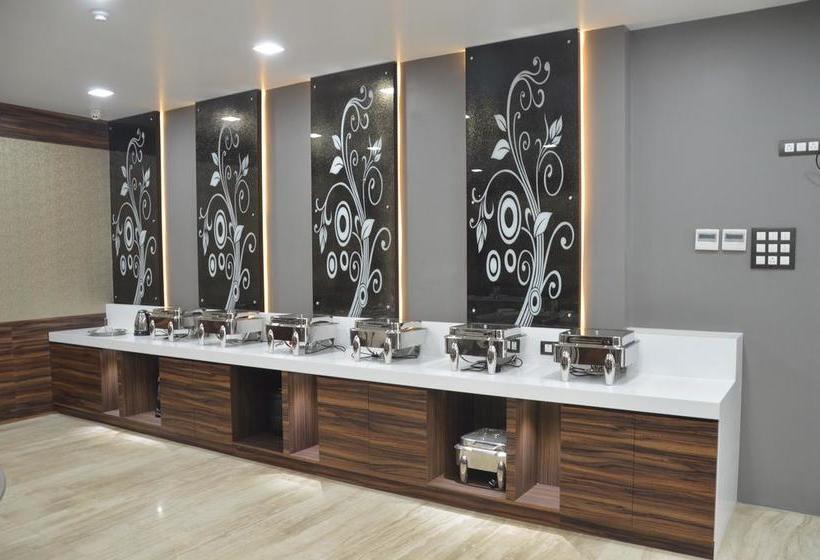 Hotel Amrapali Residency 4