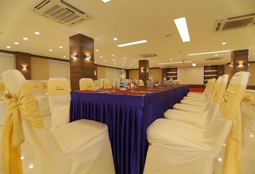 Jayson Metoda Managed By Innovic Hotels 11