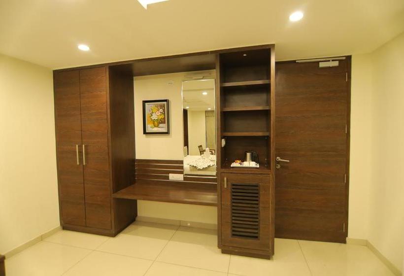 Jayson Metoda Managed By Innovic Hotels 3