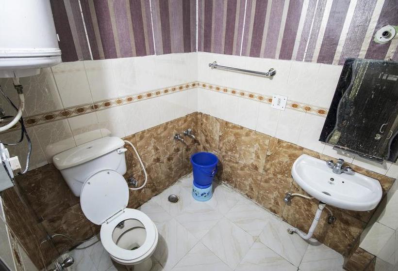 Hotel Holiday Plaza 16