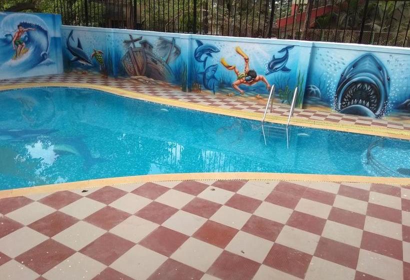 Hotel Hill Forest Resort 9