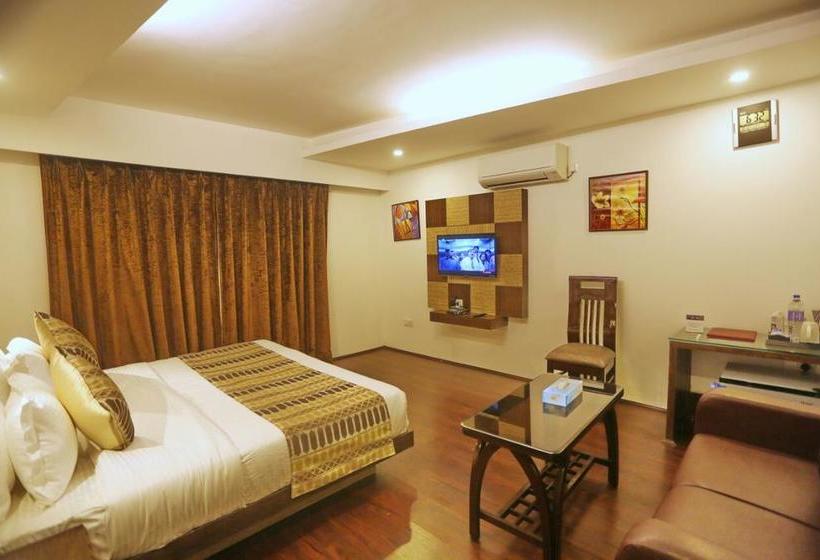 Hotel 22 Enclave Evoke Lifestyle 2