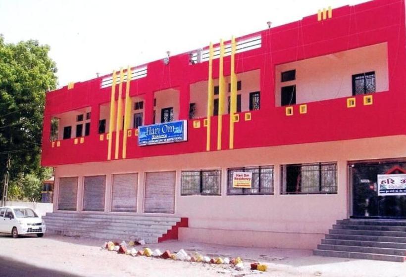 Hotel Hari Om Residency 6