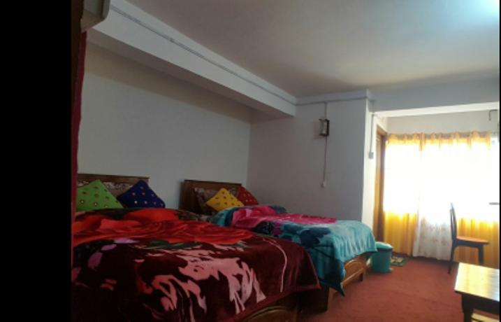 Hotel Khangsangma Guest House 3