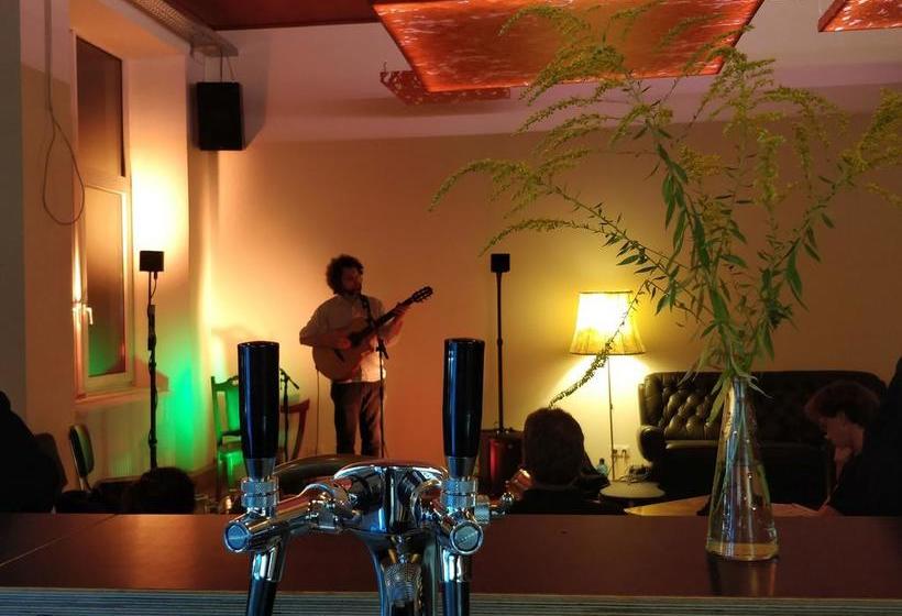 Sandershaus Hostel 5