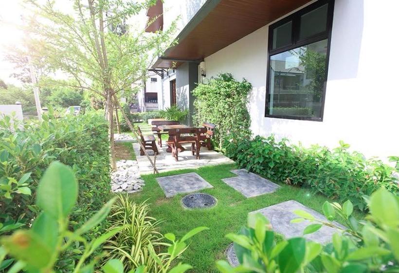 Hotel Luxsna Residence 9