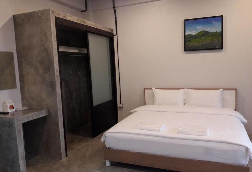 The Ele Hotel Ranong 19