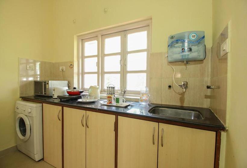 Hotel Oyo 10093 Home Pool View 1bhk Calangute 12