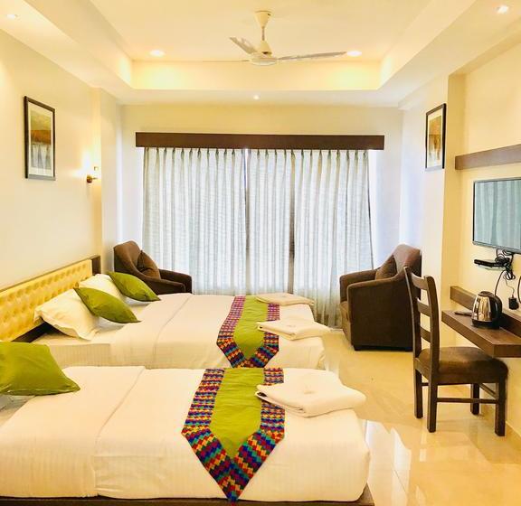 Hotel Regalia Inn &suites 11