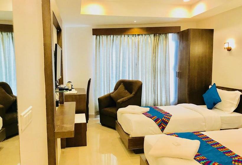 Hotel Regalia Inn &suites 16