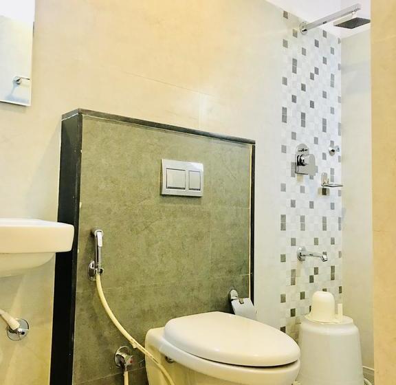 Hotel Regalia Inn &suites 18