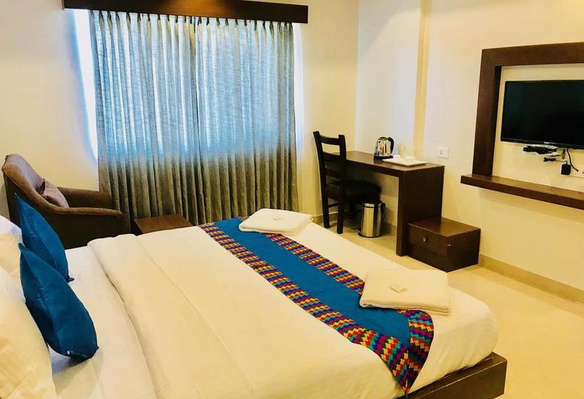 Hotel Regalia Inn &suites 20