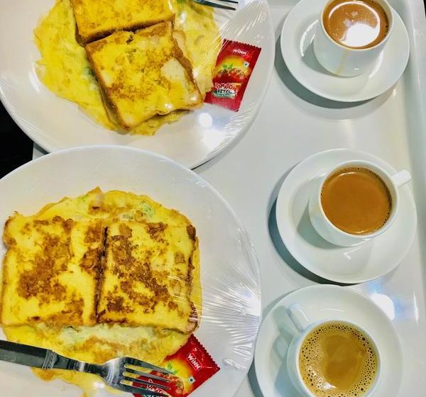 Hotel Regalia Inn &suites 4