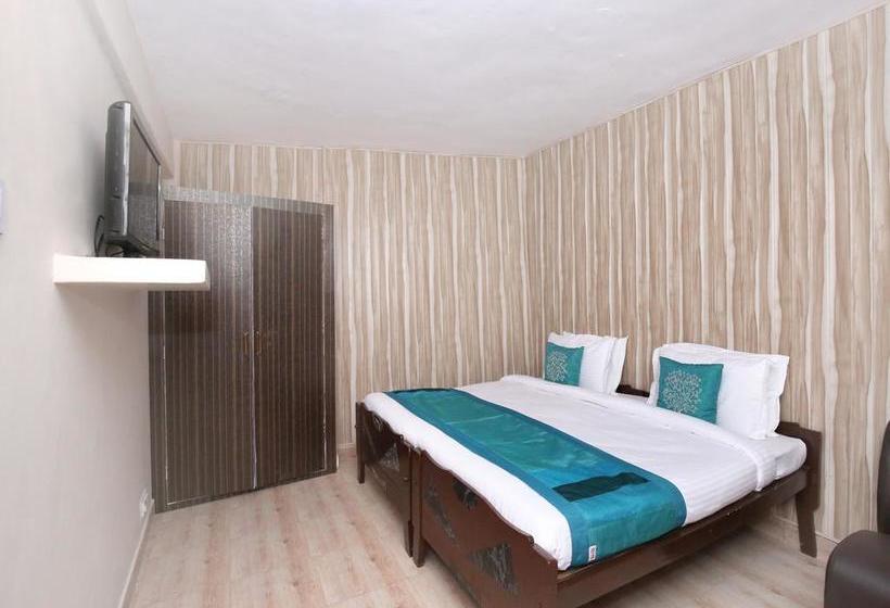 Hotel Oyo 10405 Home 1bhk The Mall Shimla 15