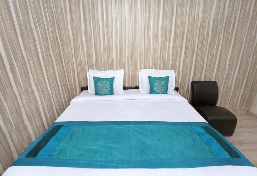 Hotel Oyo 10405 Home 1bhk The Mall Shimla 16