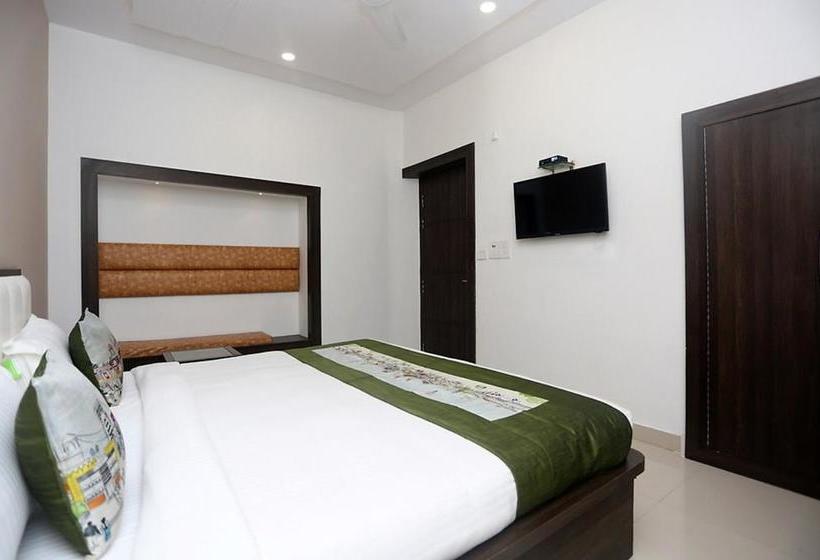 Hotel Pratap 8
